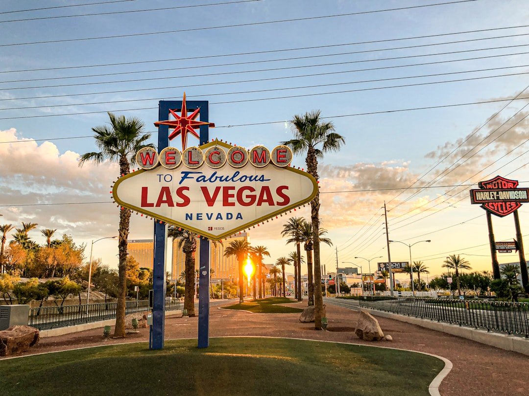 Exploring the Best of Las Vegas: Top Attractions and Hidden Gems